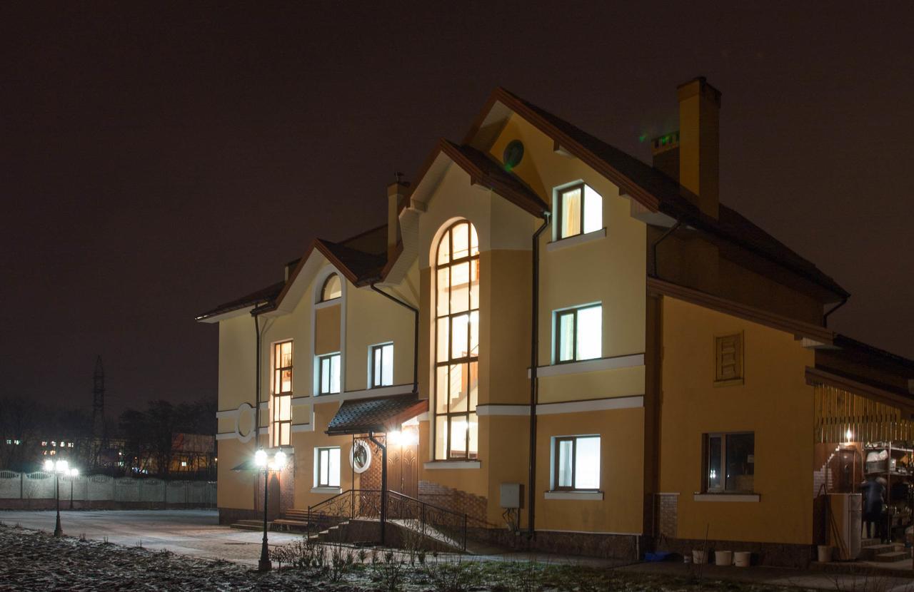 Hotel Alekselena Malekhuv Zewnętrze zdjęcie