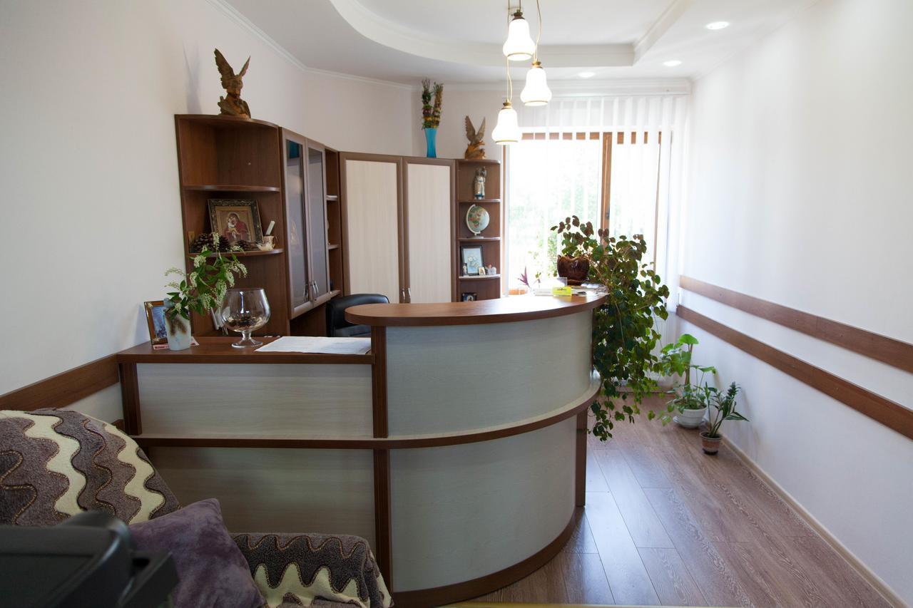 Hotel Alekselena Malekhuv Zewnętrze zdjęcie