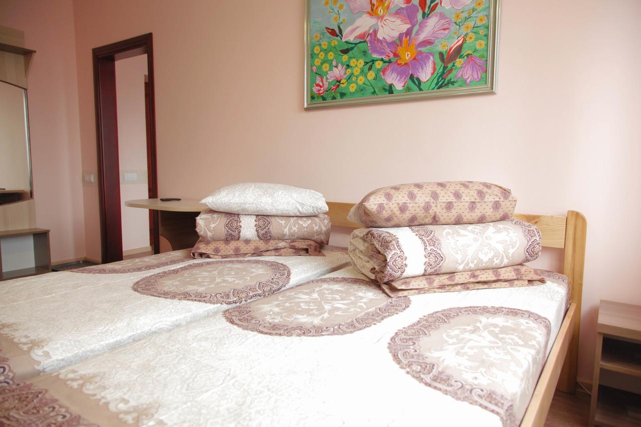 Hotel Alekselena Malekhuv Zewnętrze zdjęcie